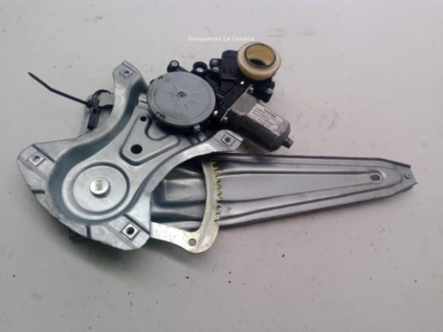 8571002450 ELEVALUNAS PUERTA LAT TRA IZQ TOYOTA AURIS (_E18_)|Desguaces La Cabaña