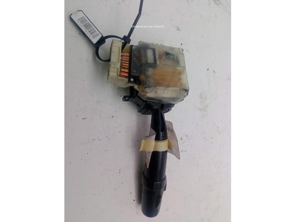 SinValor MANDO LUCES TOYOTA AVENSIS (_T25_)|Desguaces La Cabaña