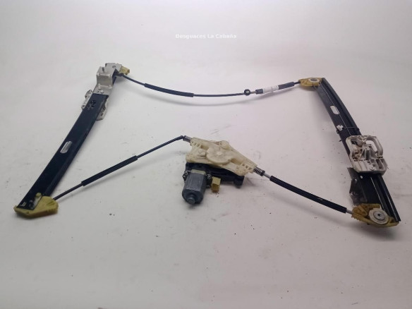 0130822716 ELEVALUNAS PUERTA LAT DEL DER SEAT LEON (5F1)|Desguaces La Cabaña