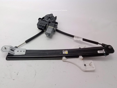 5Q0959812E ELEVALUNAS PUERTA LAT TRA DER SKODA KAROQ (NU7)|Desguaces La Cabaña