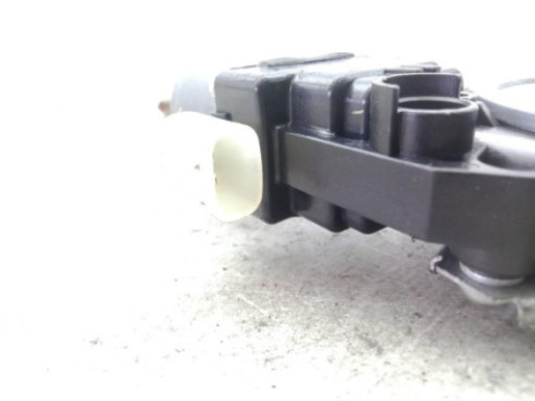 8350261M00000  ELEVALUNAS PUERTA LAT TRA IZQ SUZUKI SX4 S-Cross (JY)|Desguaces La Cabaña