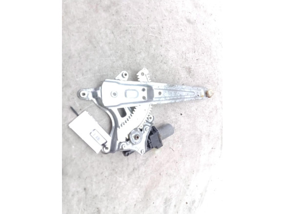 8350261M00000  ELEVALUNAS PUERTA LAT TRA IZQ SUZUKI SX4 S-Cross (JY)|Desguaces La Cabaña
