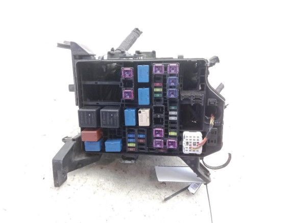 3677079J41 CAJA FUSIBLES EXTERIOR (BSM) SUZUKI SX4 S-Cross (JY)|Desguaces La Cabaña