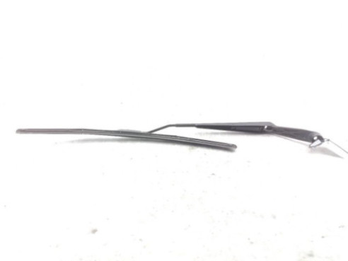 3831061M00000  BRAZO LIMPIAPARABRISAS DEL IZQ SUZUKI SX4 S-Cross (JY)|Desguaces La Cabaña