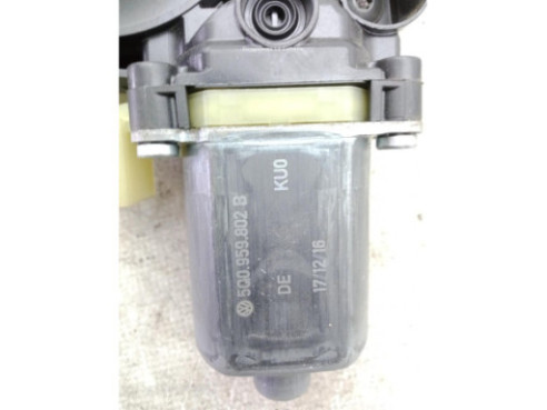 5Q0959802B ELEVALUNAS PUERTA LAT DEL DER SEAT LEON (5F1)|Desguaces La Cabaña