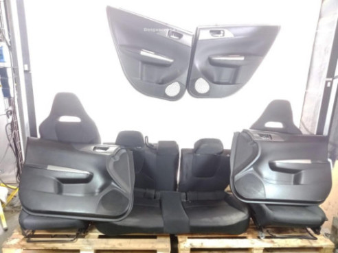 KIT ASIENTOS + TAPIZADOS SUBARU IMPREZA Ranchera familiar (GD, GG)|Desguaces La Cabaña