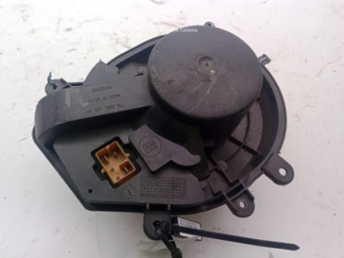 8D1850021 MOTOR CALEFACCION AUDI A4 (8E2, B6)|Desguaces La Cabaña