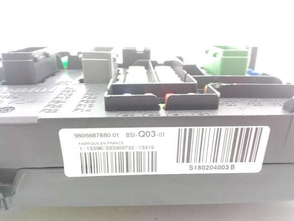 980668788001 CAJA FUSIBLES INTERIOR (BSI) PEUGEOT 308 II|Desguaces La Cabaña