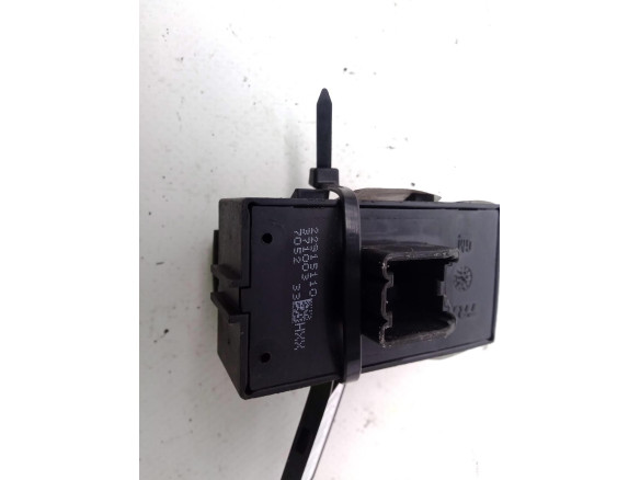 22915110 MANDO ELEVALUNAS PUERTA LAT TRA DER OPEL MOKKA / MOKKA X (J13)|Desguaces La Cabaña