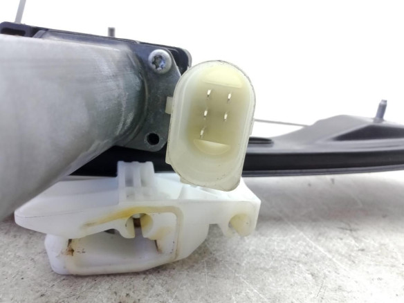 51357281887  ELEVALUNAS PUERTA LAT TRA IZQ BMW 3 Touring (F31)|Desguaces La Cabaña