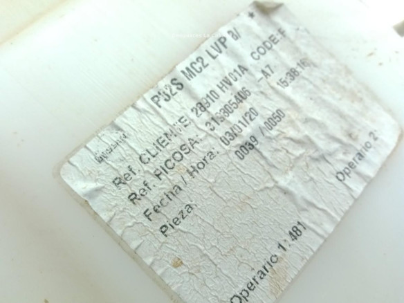 319305406 BOTE LIMPIAPARABRISAS NISSAN QASHQAI II Todo terreno, cerrada (J11, J11_)|Desguaces La Cabaña