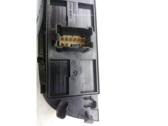 50 MANDO ELEVALUNAS PUERTA LAT DEL IZQ NISSAN QASHQAI II Todo terreno, cerrada (J11, J11_)|Desguaces La Cabaña