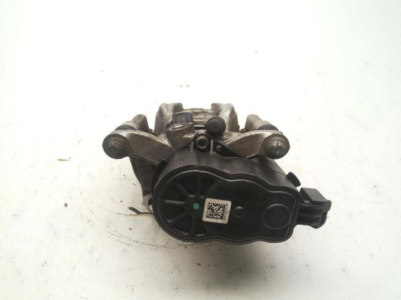 A2474230198 PINZA TRA IZQ MERCEDES BENZ CLA (C118)|Desguaces La Cabaña