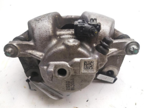 A1774215200 PINZA DEL DER MERCEDES BENZ CLA (C118)|Desguaces La Cabaña