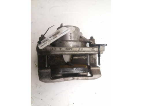 A1774215200 PINZA DEL DER MERCEDES BENZ CLA (C118)|Desguaces La Cabaña