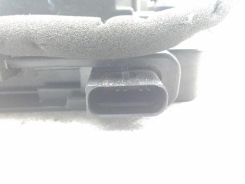 CERRADURA PUERTA LAT DEL DER IVECO DAILY VI Caja/Chasis|Desguaces La Cabaña