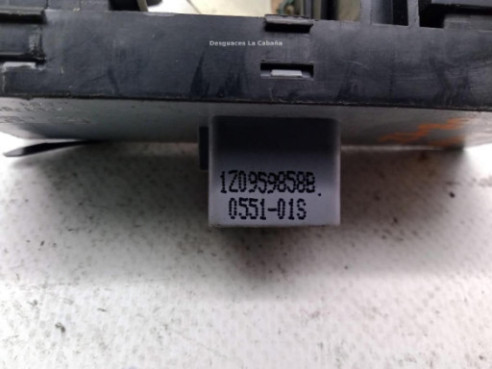 1Z0959858B MANDO ELEVALUNAS PUERTA LAT DEL IZQ SKODA OCTAVIA II (1Z3)|Desguaces La Cabaña