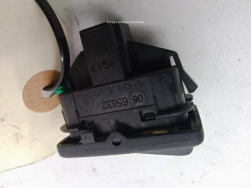 65832 INTERRUPTOR BLOQUEO PUERTAS VOLVO C30 (533)|Desguaces La Cabaña
