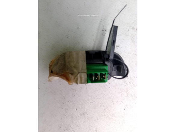 MANDO ELEVALUNAS PUERTA LAT DEL IZQ PEUGEOT 107|Desguaces La Cabaña