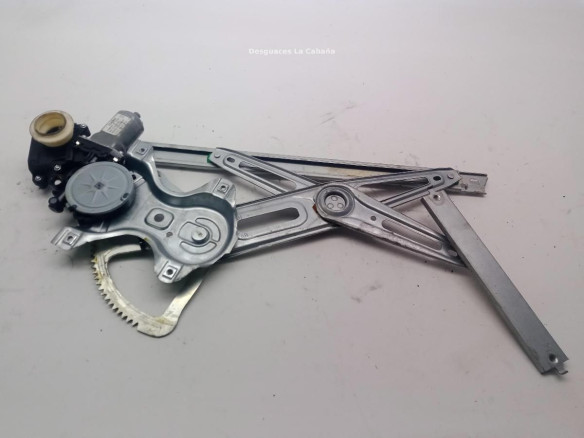 ELEVALUNAS PUERTA LAT DEL DER TOYOTA AURIS (_E18_)|Desguaces La Cabaña