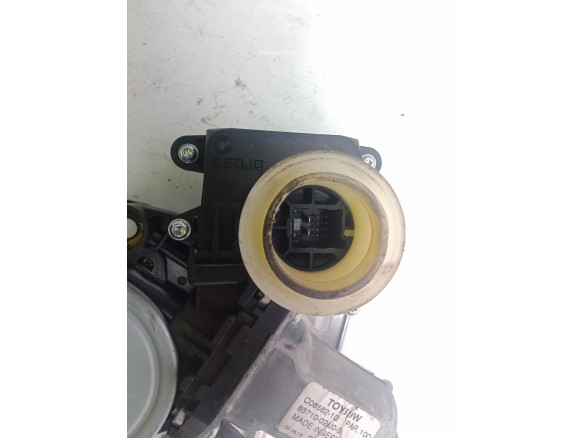 ELEVALUNAS PUERTA LAT DEL DER TOYOTA AURIS (_E18_)|Desguaces La Cabaña