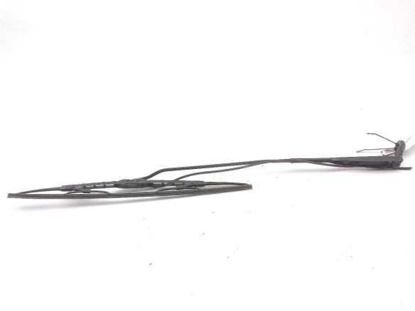 A6388202544 BRAZO LIMPIAPARABRISAS DEL DER MERCEDES BENZ VITO Furgón (638)|Desguaces La Cabaña