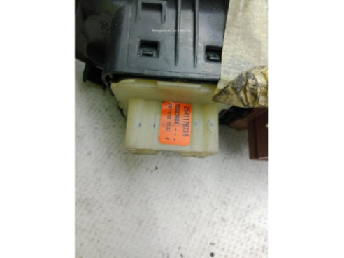 254117873R MANDO ELEVALUNAS PUERTA LAT DEL IZQ DACIA DUSTER|Desguaces La Cabaña