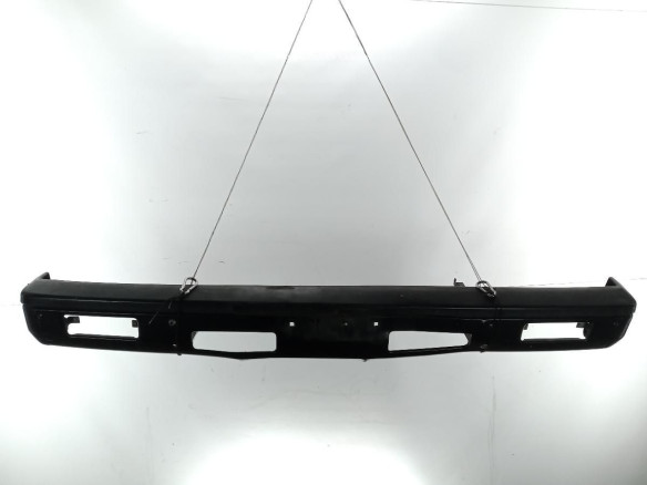 PARAGOLPES DEL NISSAN TERRANO I (WD21)|Desguaces La Cabaña