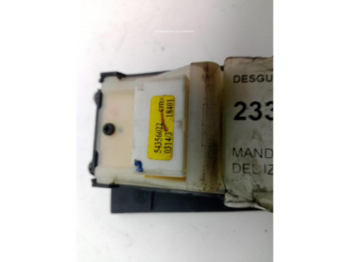 54356022 MANDO ELEVALUNAS PUERTA LAT DEL IZQ TOYOTA AVENSIS (_T25_)|Desguaces La Cabaña
