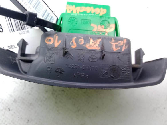 742310H010 MANDO ELEVALUNAS PUERTA LAT DEL DER PEUGEOT 107|Desguaces La Cabaña
