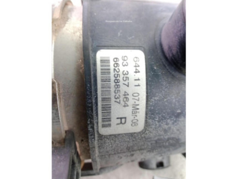 93357464R NIEBLA DEL DER OPEL ZAFIRA B (A05)|Desguaces La Cabaña