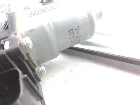 827201U600  ELEVALUNAS PUERTA LAT TRA DER NISSAN JUKE (F15)|Desguaces La Cabaña