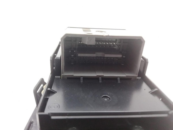 83540T1GG410BLK MANDO ELEVALUNAS PUERTA LAT DEL DER HONDA CR-V IV (RM_)|Desguaces La Cabaña