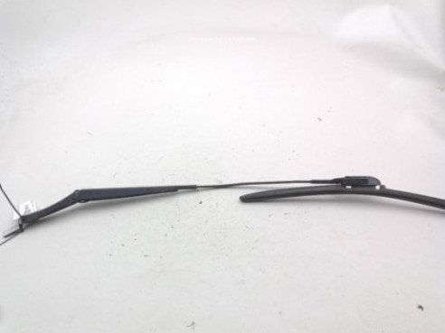 BRAZO LIMPIAPARABRISAS DEL DER VW GOLF VI (5K1)|Desguaces La Cabaña