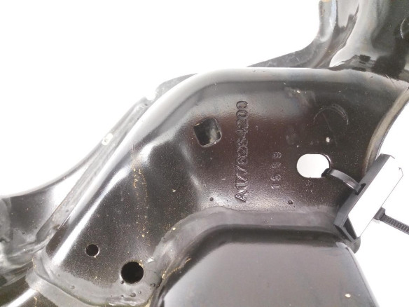A1776264200 CUNA MOTOR MERCEDES BENZ CLA (C118)|Desguaces La Cabaña