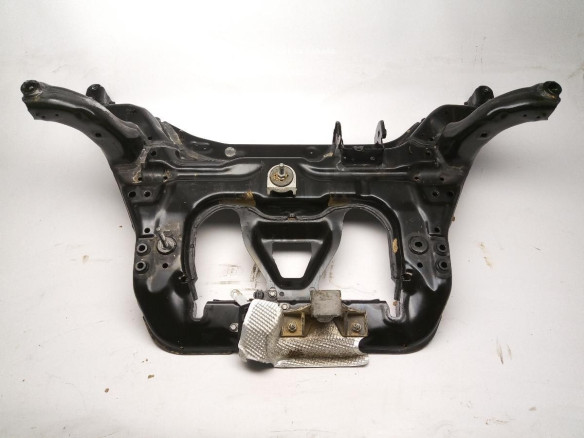 A1776264200 CUNA MOTOR MERCEDES BENZ CLA (C118)|Desguaces La Cabaña