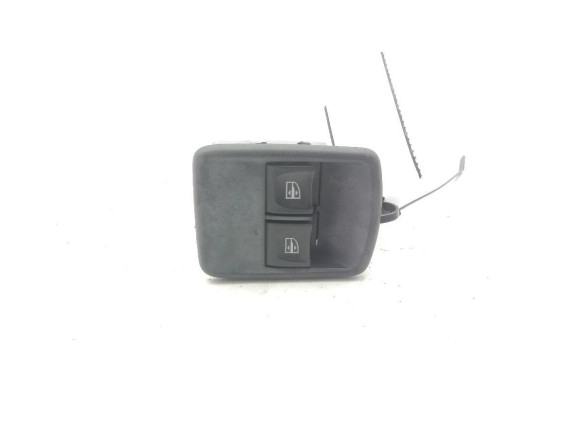 254117873R MANDO ELEVALUNAS PUERTA LAT DEL IZQ DACIA SANDERO II|Desguaces La Cabaña