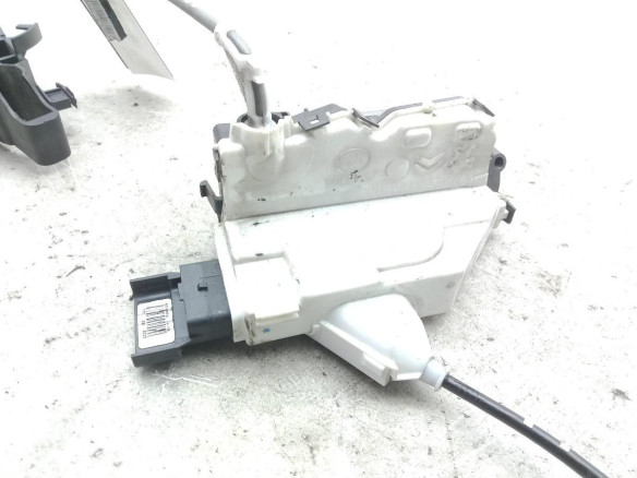 1395N1207I2 CERRADURA PUERTA LAT DEL DER CITROEN C4 CACTUS|Desguaces La Cabaña