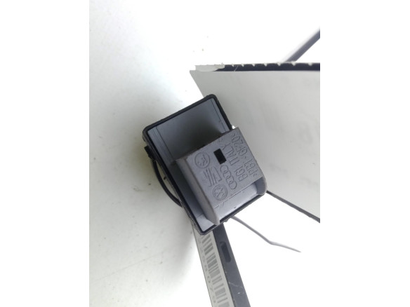 MANDO ELEVALUNAS PUERTA LAT DEL DER AUDI Q5 (8RB)|Desguaces La Cabaña