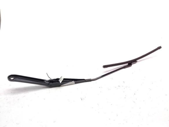 8V4111725CD BRAZO LIMPIAPARABRISAS DEL DER FORD KUGA I|Desguaces La Cabaña