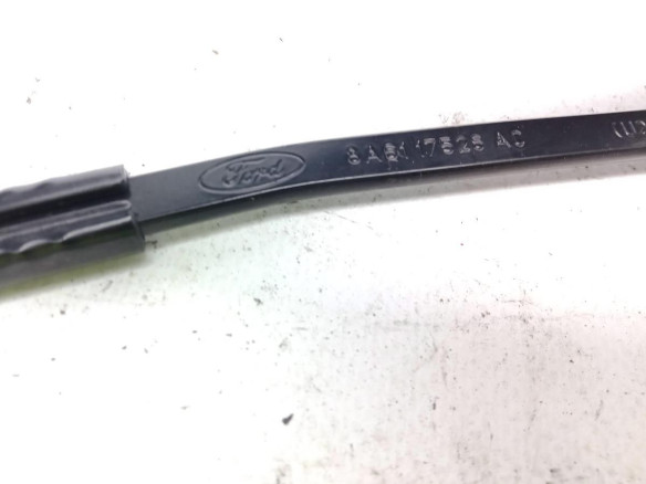 8A6117526AC BRAZO LIMPIAPARABRISAS DEL IZQ FORD FIESTA VI|Desguaces La Cabaña