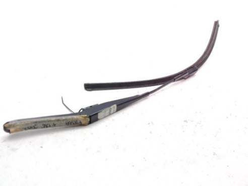 8A6117526AC BRAZO LIMPIAPARABRISAS DEL IZQ FORD FIESTA VI|Desguaces La Cabaña