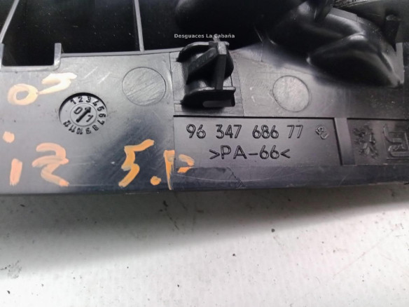 9634768677 MANILLA PUERTA LAT DEL IZQ INT PEUGEOT 307 (3A/C)|Desguaces La Cabaña