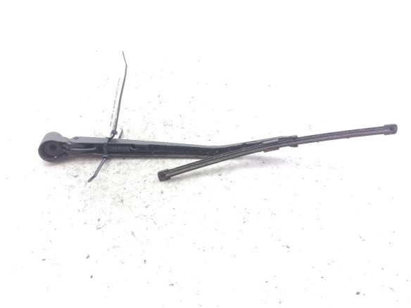 BRAZO LIMPIAPARABRISAS TRA PORTÓN BMW 1 (E87)|Desguaces La Cabaña