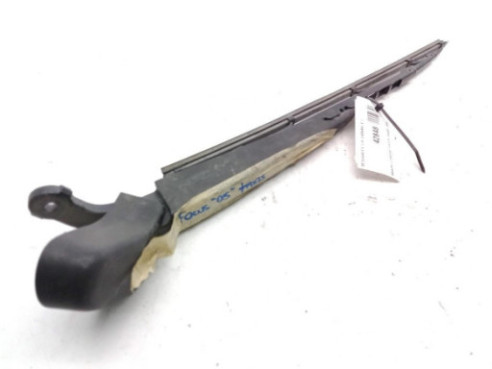BRAZO LIMPIAPARABRISAS TRA PORTÓN FORD FOCUS II (DA_, HCP)|Desguaces La Cabaña