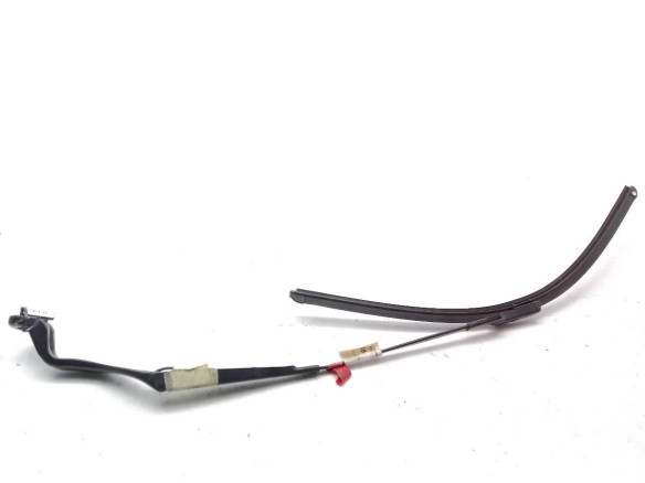 6M2117526CD BRAZO LIMPIAPARABRISAS DEL DER FORD FIESTA VI|Desguaces La Cabaña