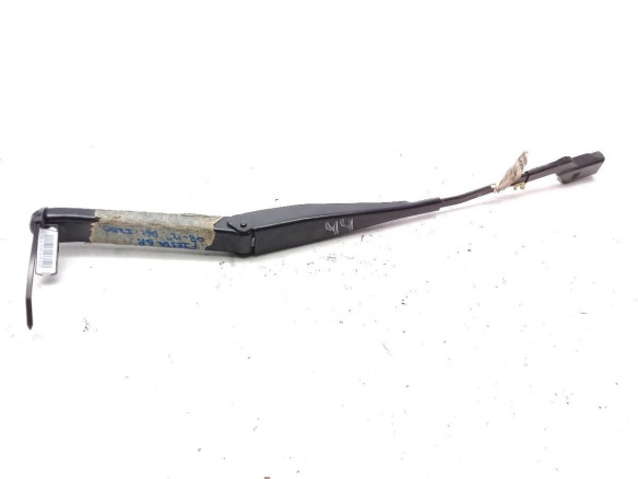BRAZO LIMPIAPARABRISAS DEL IZQ FORD FIESTA VI|Desguaces La Cabaña