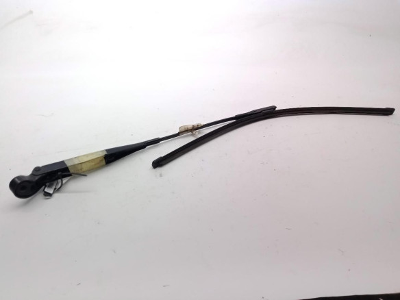 A4148200744 BRAZO LIMPIAPARABRISAS DEL DER MERCEDES BENZ VANEO (414)|Desguaces La Cabaña