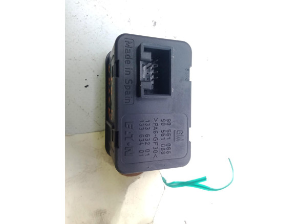 90561086 MANDO ELEVALUNAS PUERTA LAT DEL IZQ OPEL ASTRA G Fastback (T98)|Desguaces La Cabaña