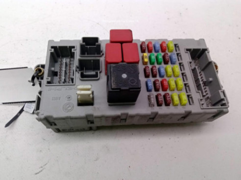 46846745 CAJA FUSIBLES INTERIOR (BSI) FIAT CROMA (194_)|Desguaces La Cabaña